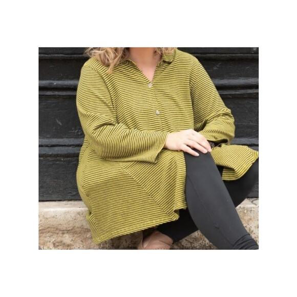 Kleen Womens Black and Yellow Striped Button Down Collared Sweater Jacket XL NWT - Picture 2 of 9